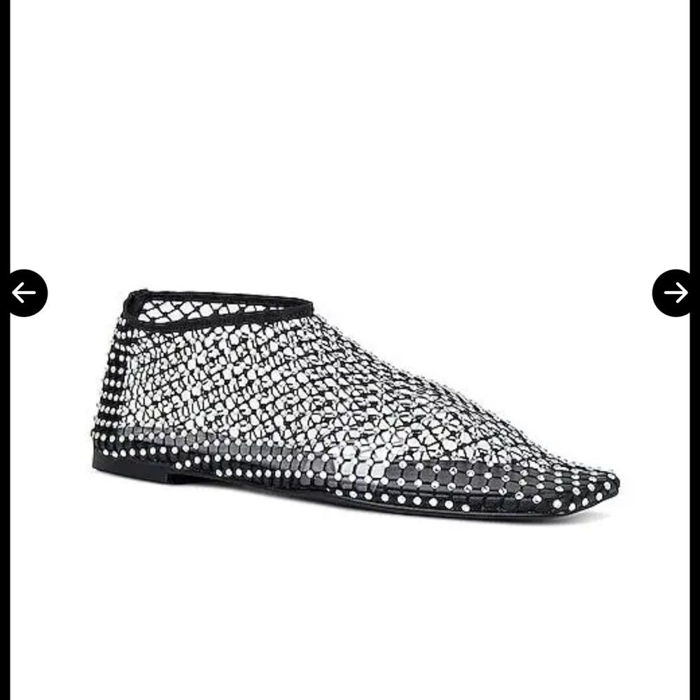 RAYE Colette Flat in Black